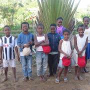 2013 Groupe d’enfants parrainés à VONDROZO