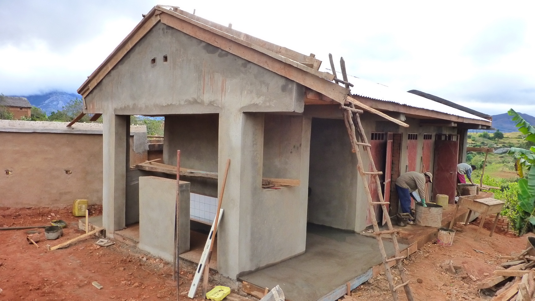 2016 2 WC de l'école d'Ambohimahazo
