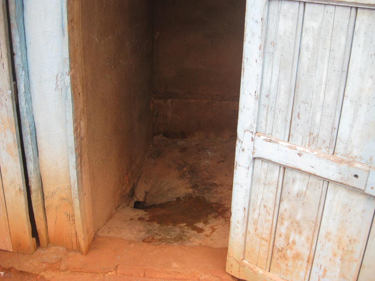 2016 WC de l'école d'AMBOHIMAHAZO